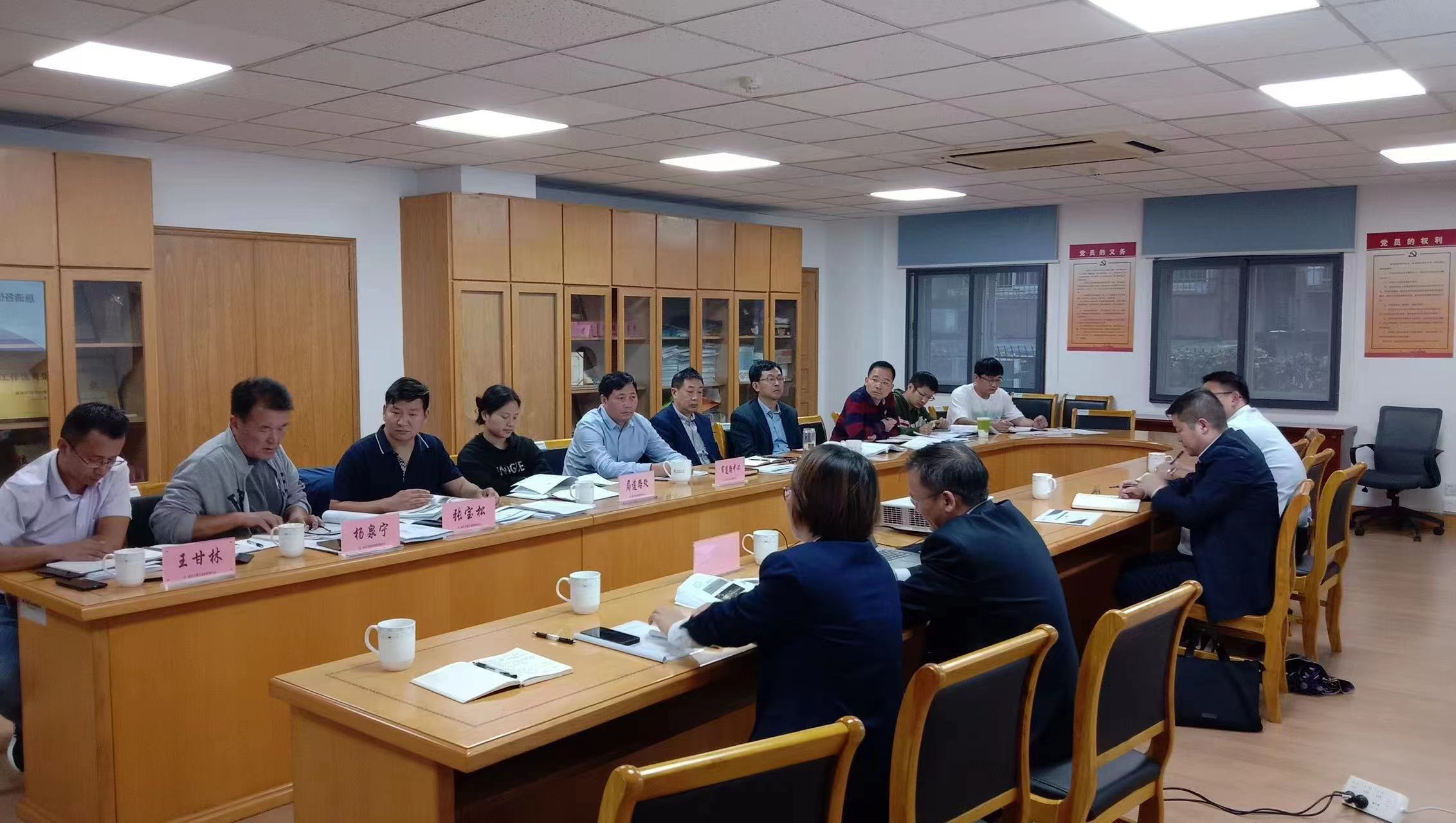 護航城市安全,物測隊為南京城市道路精準“把脈”2.jpg 護航城市安全,物測隊為南京城市道路精準“把脈”2.jpg