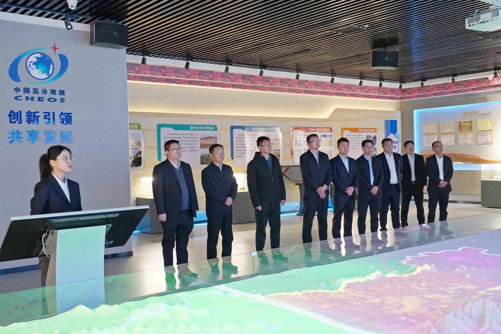 物測隊赴山東省地礦局第五地質大隊座談交流2(1)(1).jpg